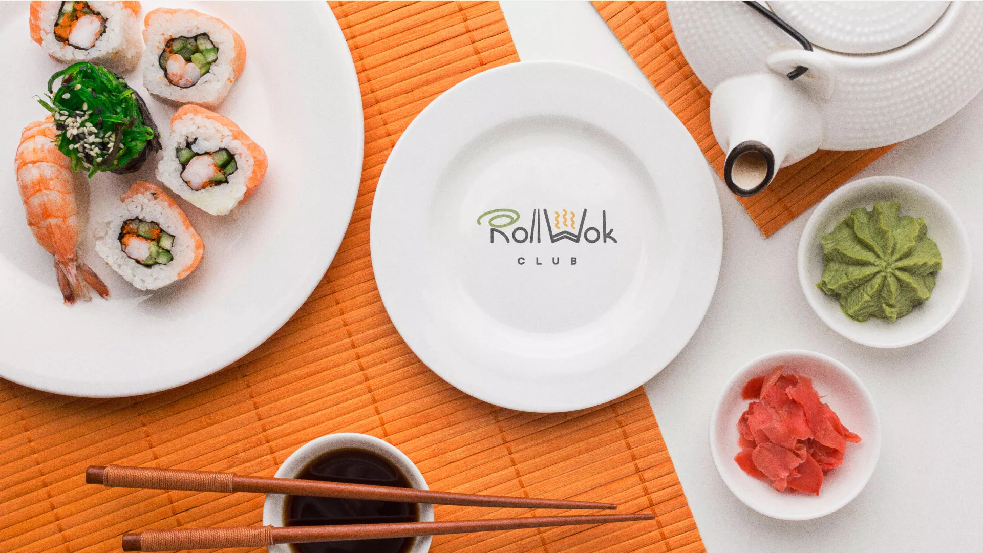 Разработка логотипа и фирменного стиля суши-бара «Roll Wok Club» в Бугульме